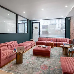 4* Hotel Little Charlie