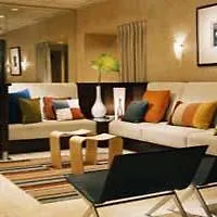 Eastgate Tower Hotel New York